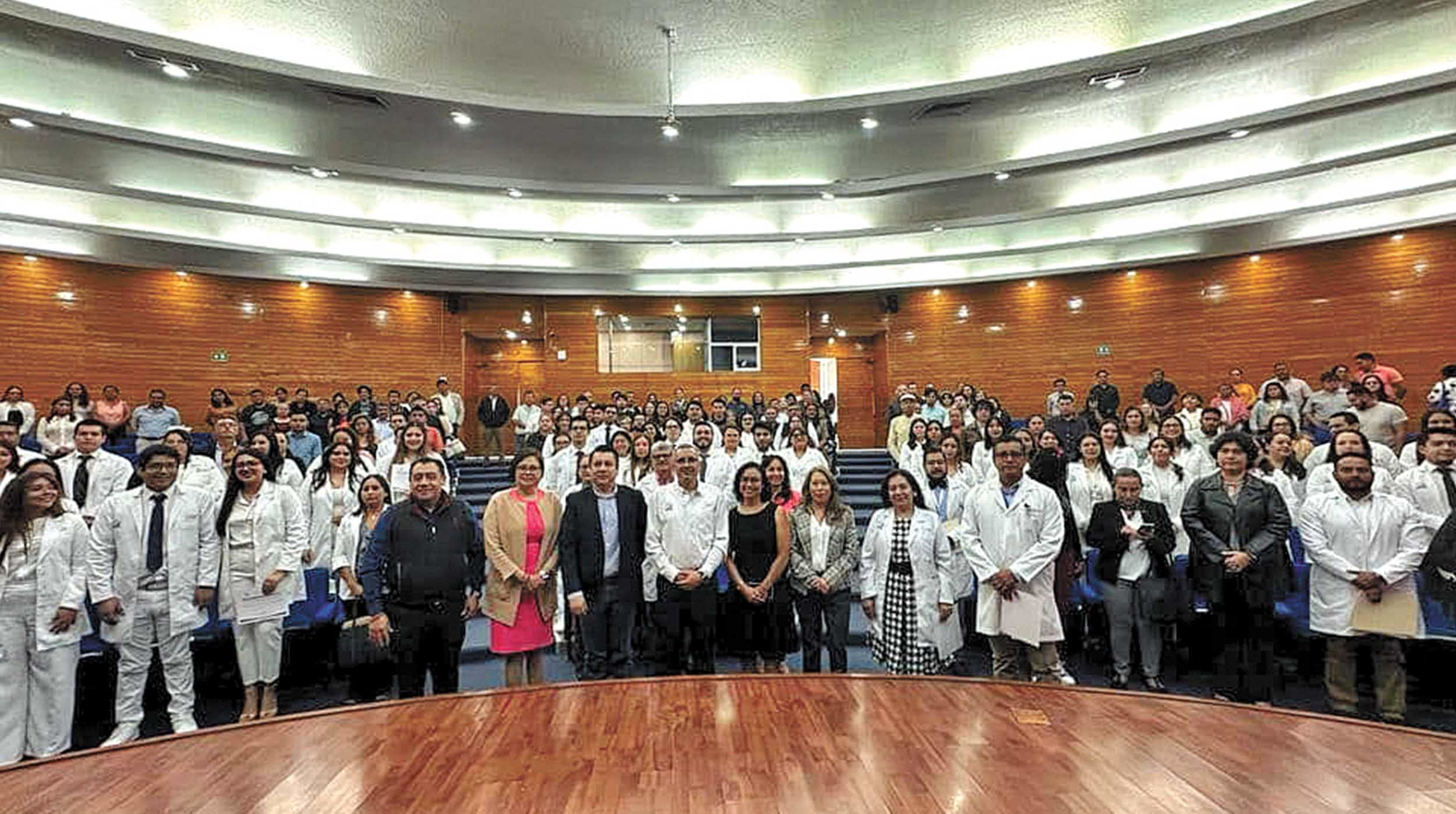 medicos internos de pregrado portada