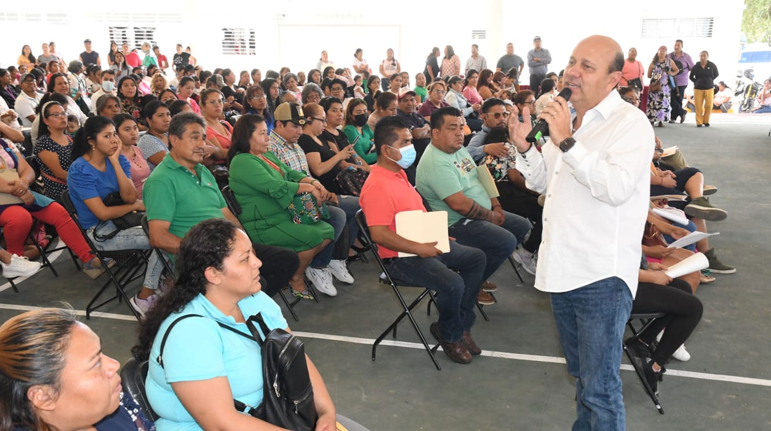 arredondo respaldo escuelas portada