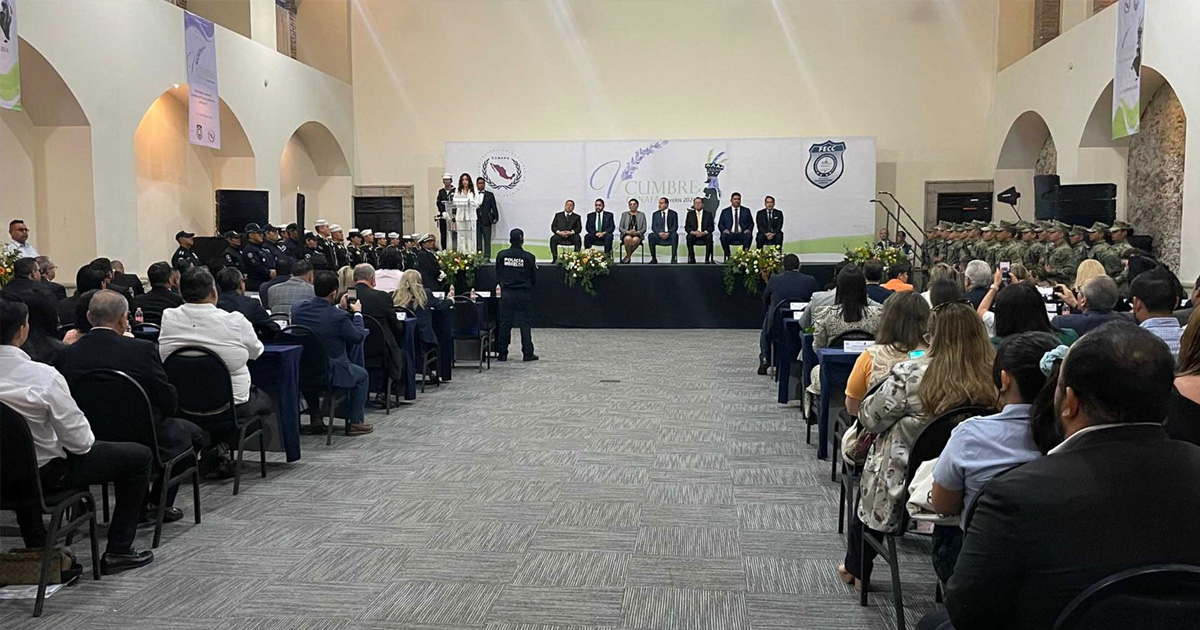 cumbre fiscales portada