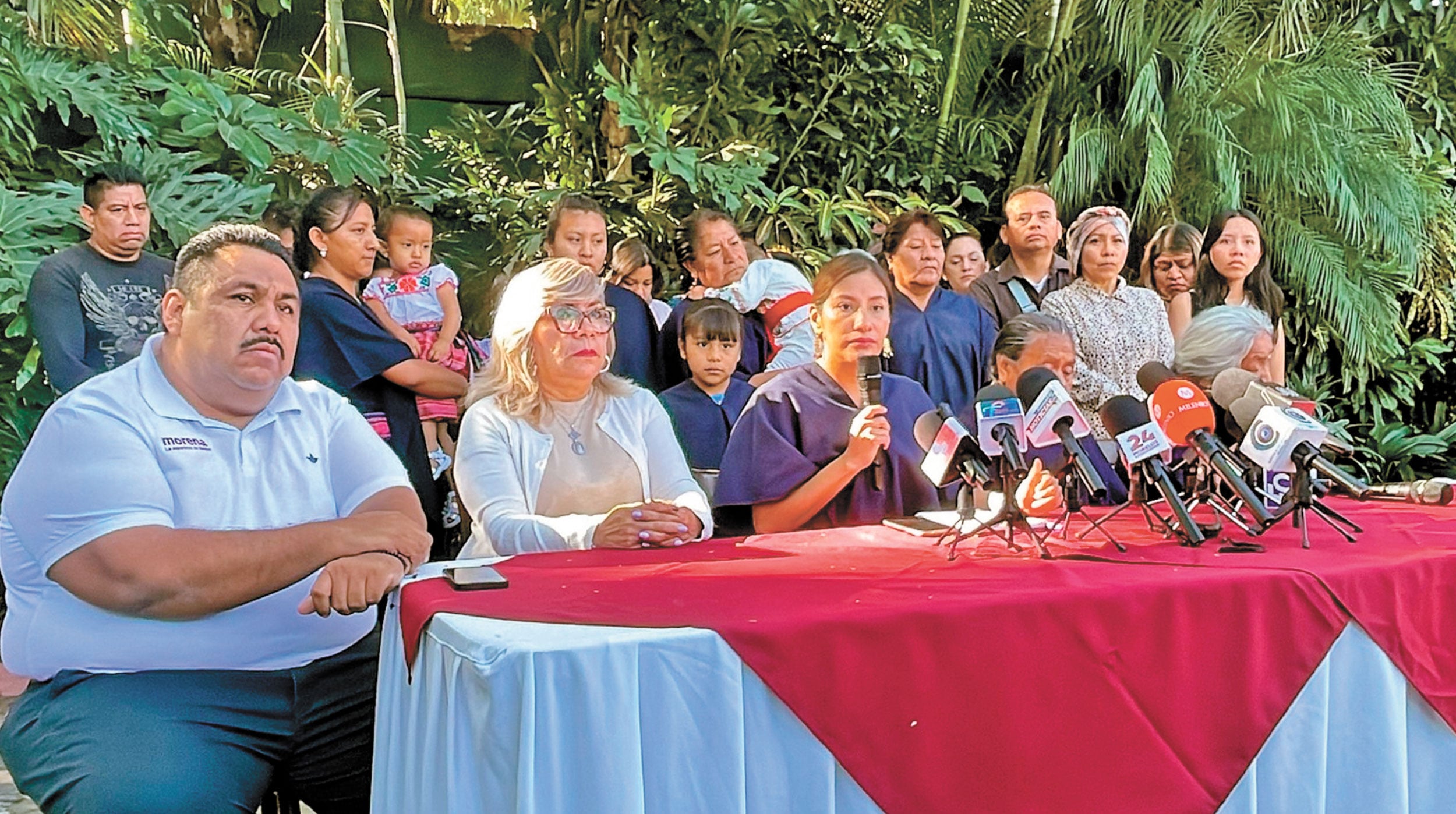 indigena oposición